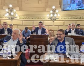 b2de5e7f-78d7-4e31-a326-cf762af87ae7 (1)