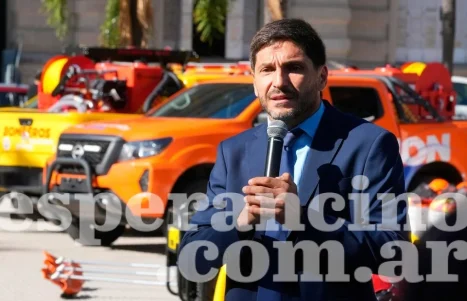 jf5SrELq1_1300x655__1